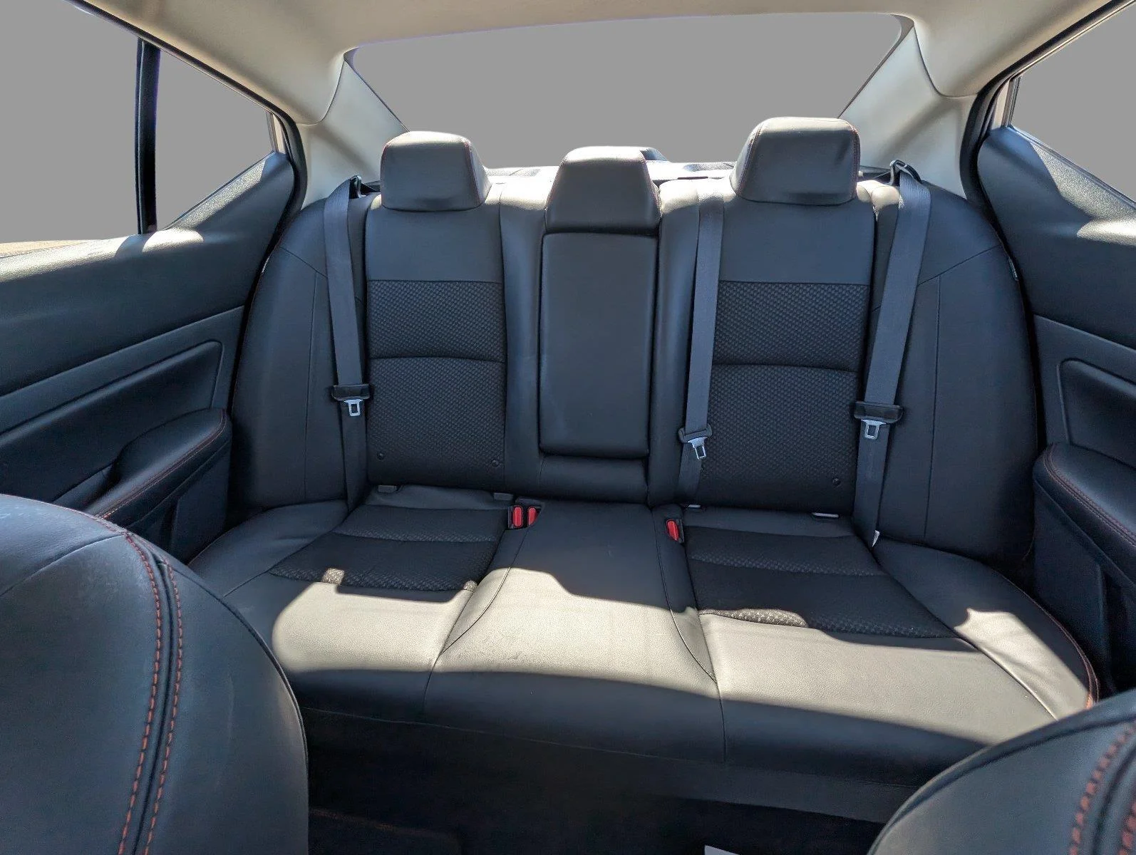Used 2025 Silver Nissan SR image 14