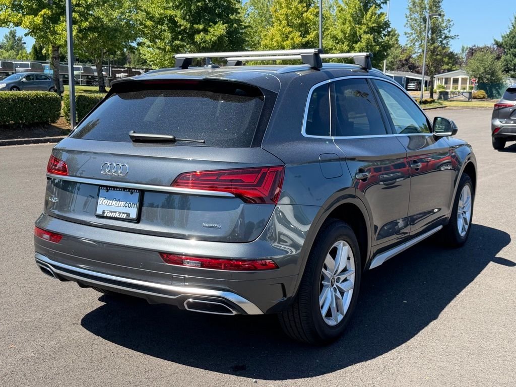 Used 2024 Daytona Gray Pearl Effect Audi 45 S line Premium image 7