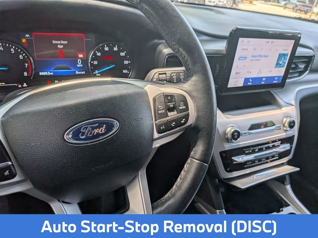 Used 2023 Black Ford XLT image 17