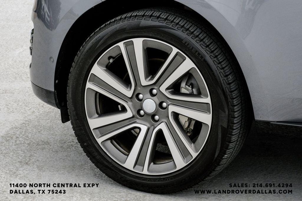 Used 2023 Eiger Gray Metallic Land Rover SE image 60