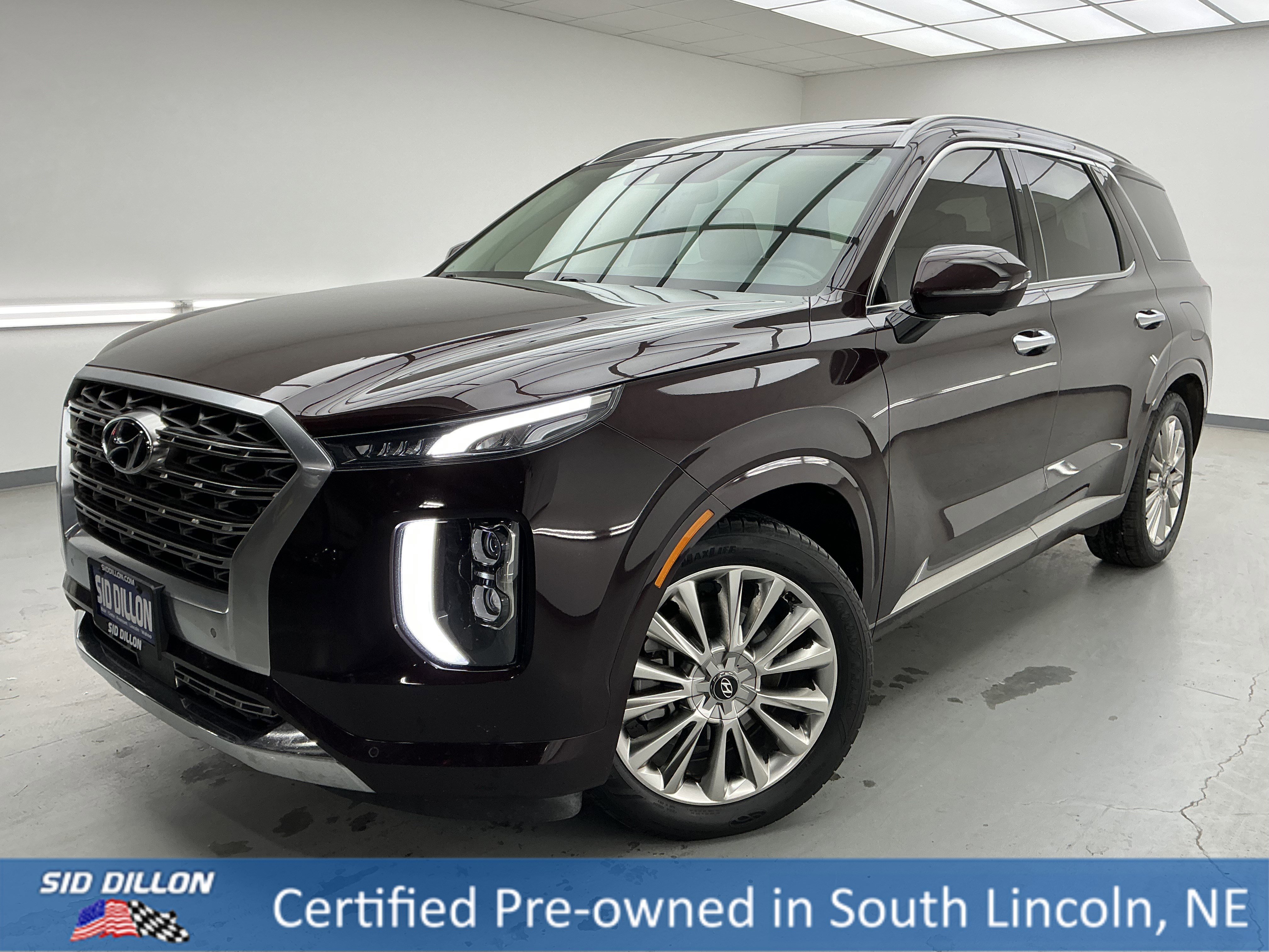 Used 2020 Sierra Burgundy Hyundai Limited image 1