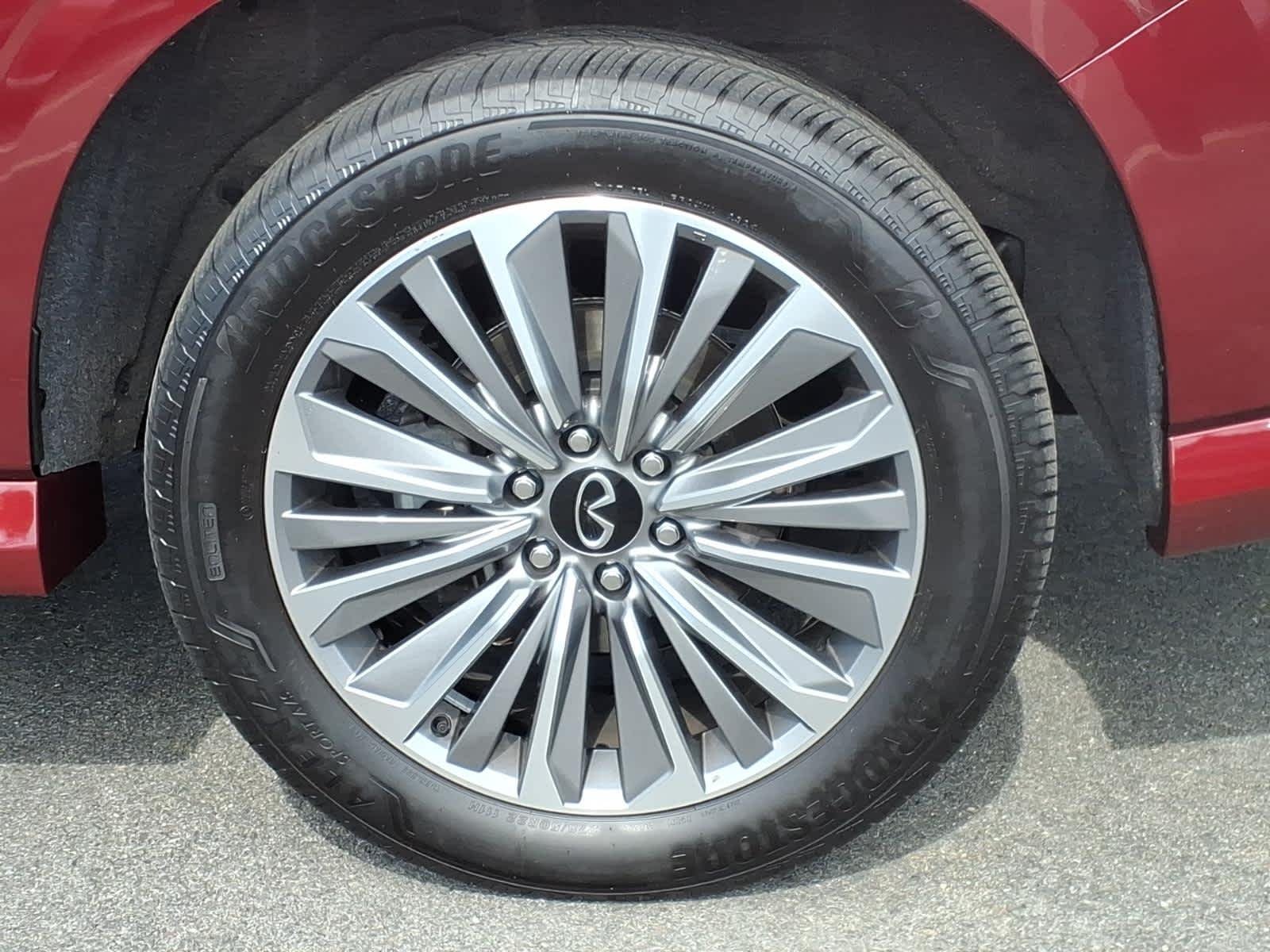 Certified Used 2025 Coulis Red INFINITI SENSORY image 9