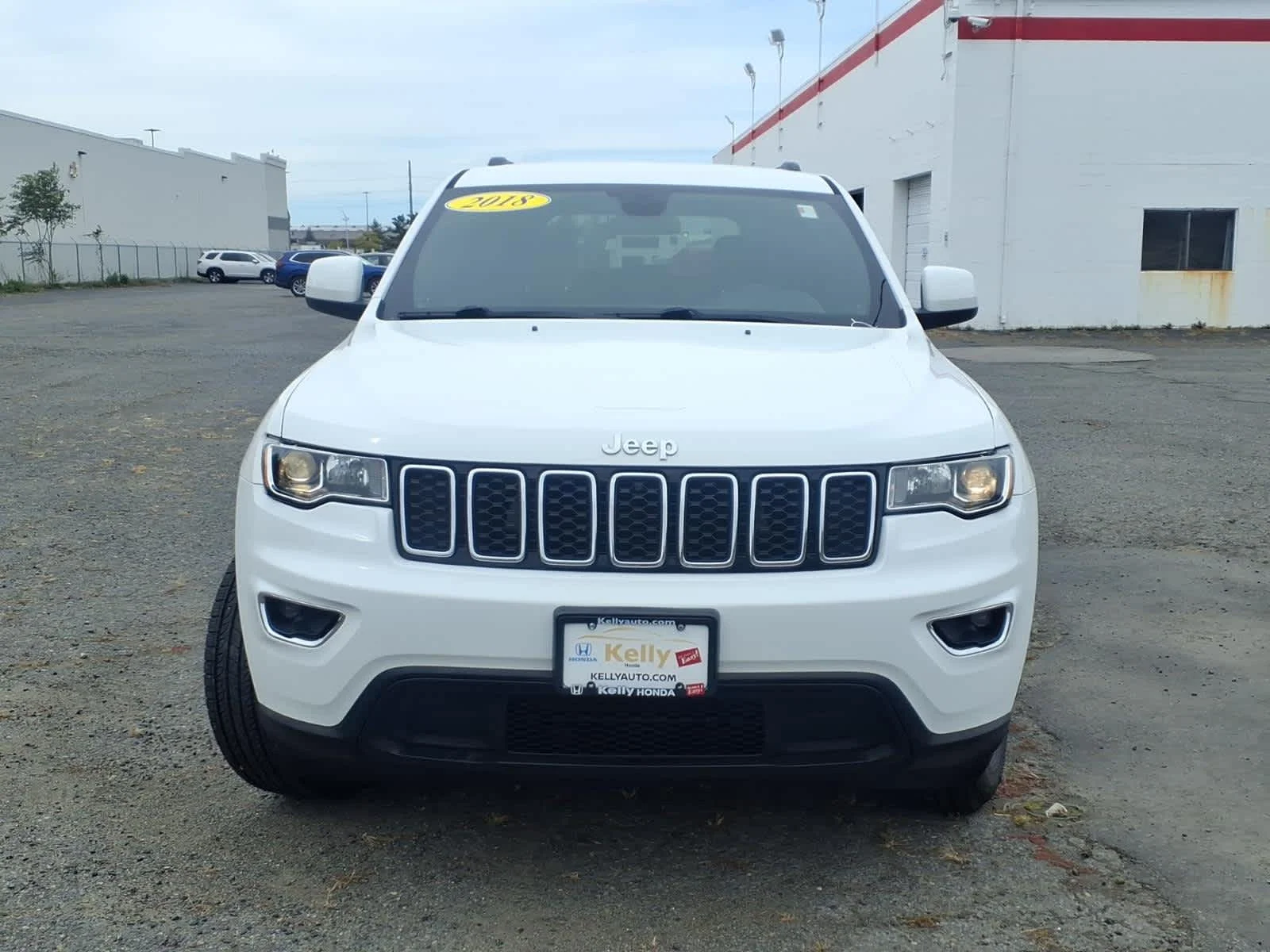 Used 2018 Bright White Clearcoat Jeep Laredo E image 2