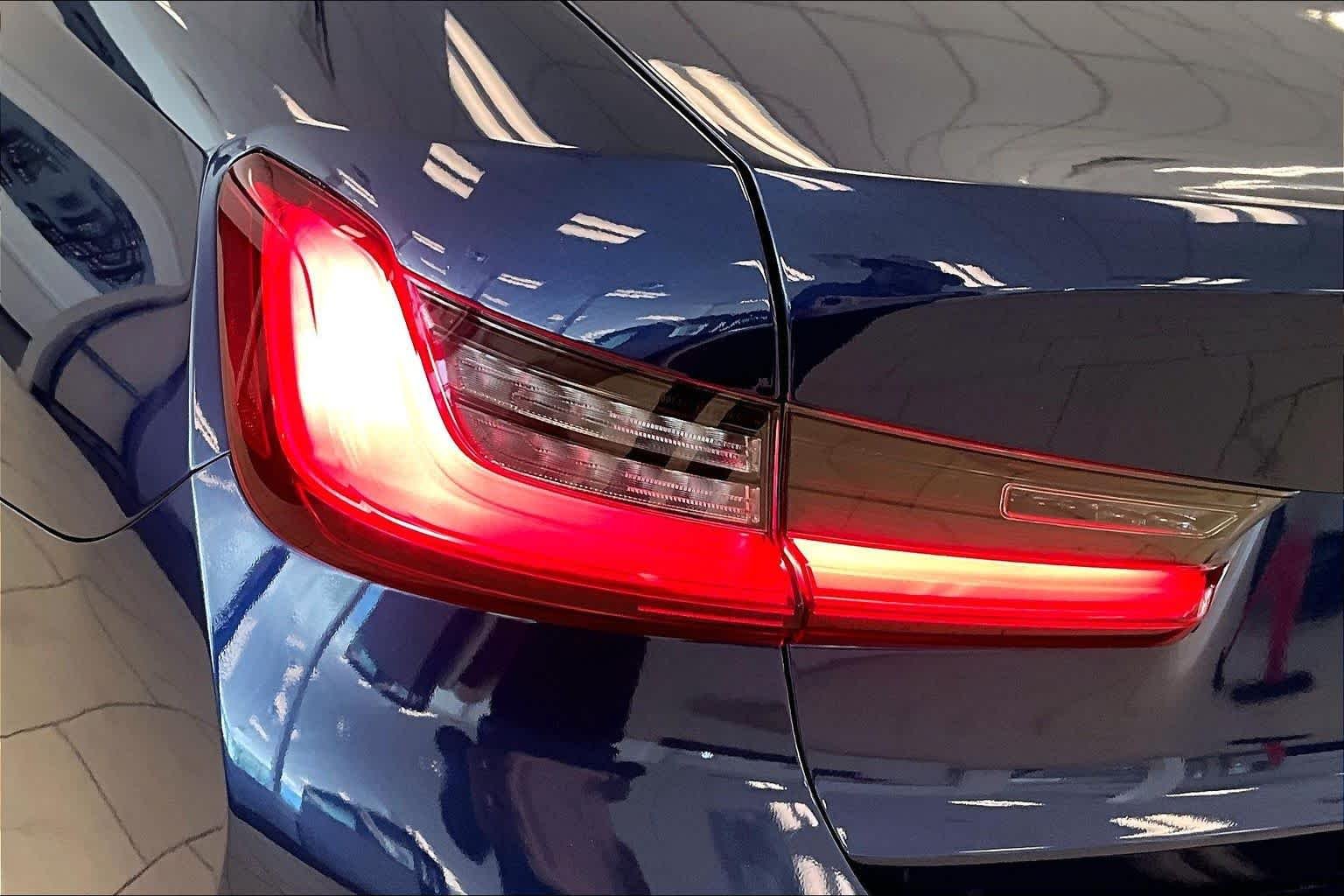 Used 2020 Mediterranean Blue Metallic BMW 330i image 26