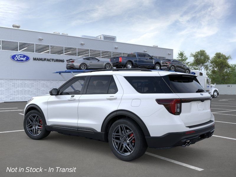 New 2026 Star White Metallic Tri-Coat Ford ST image 4