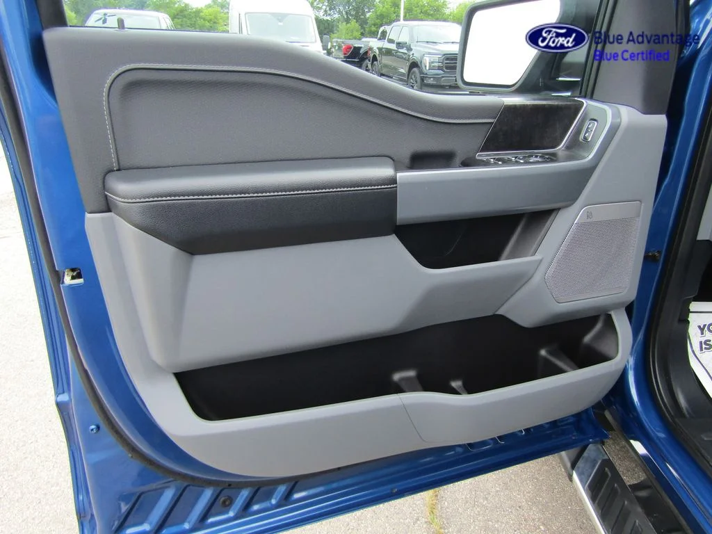 Certified Used 2023 Atlas Blue Metallic Ford XLT image 32