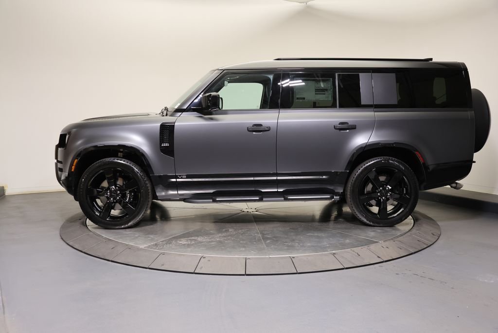 New 2026 Carpathian Grey LAND ROVER V8 image 2
