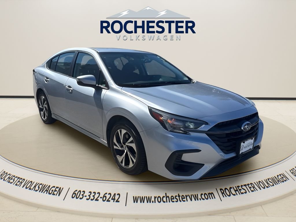 Used 2024 Ice Silver Metallic Subaru Premium image 8