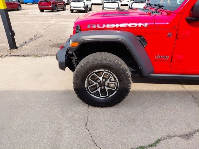 Used 2026 Red Clearcoat Jeep Rubicon image 34