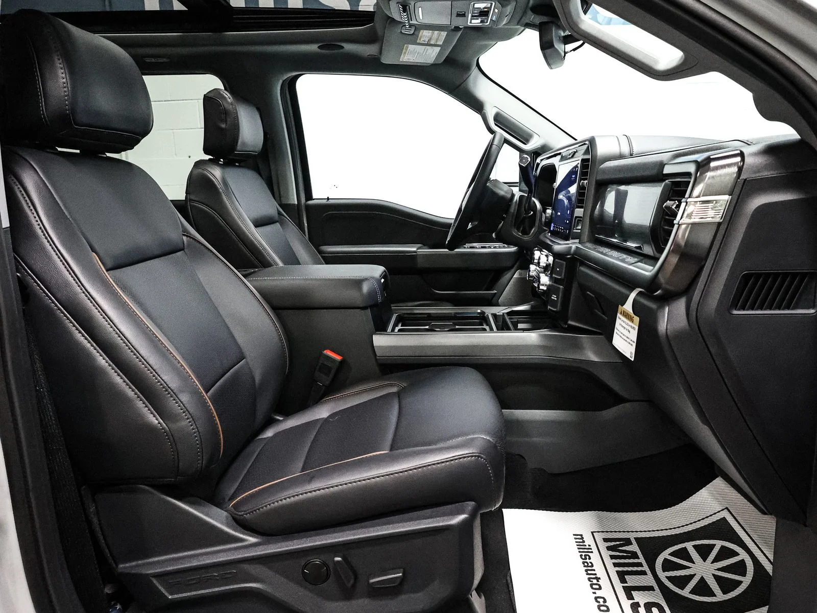 New 2026 Avalanche Ford F-350® Lariat® image 25