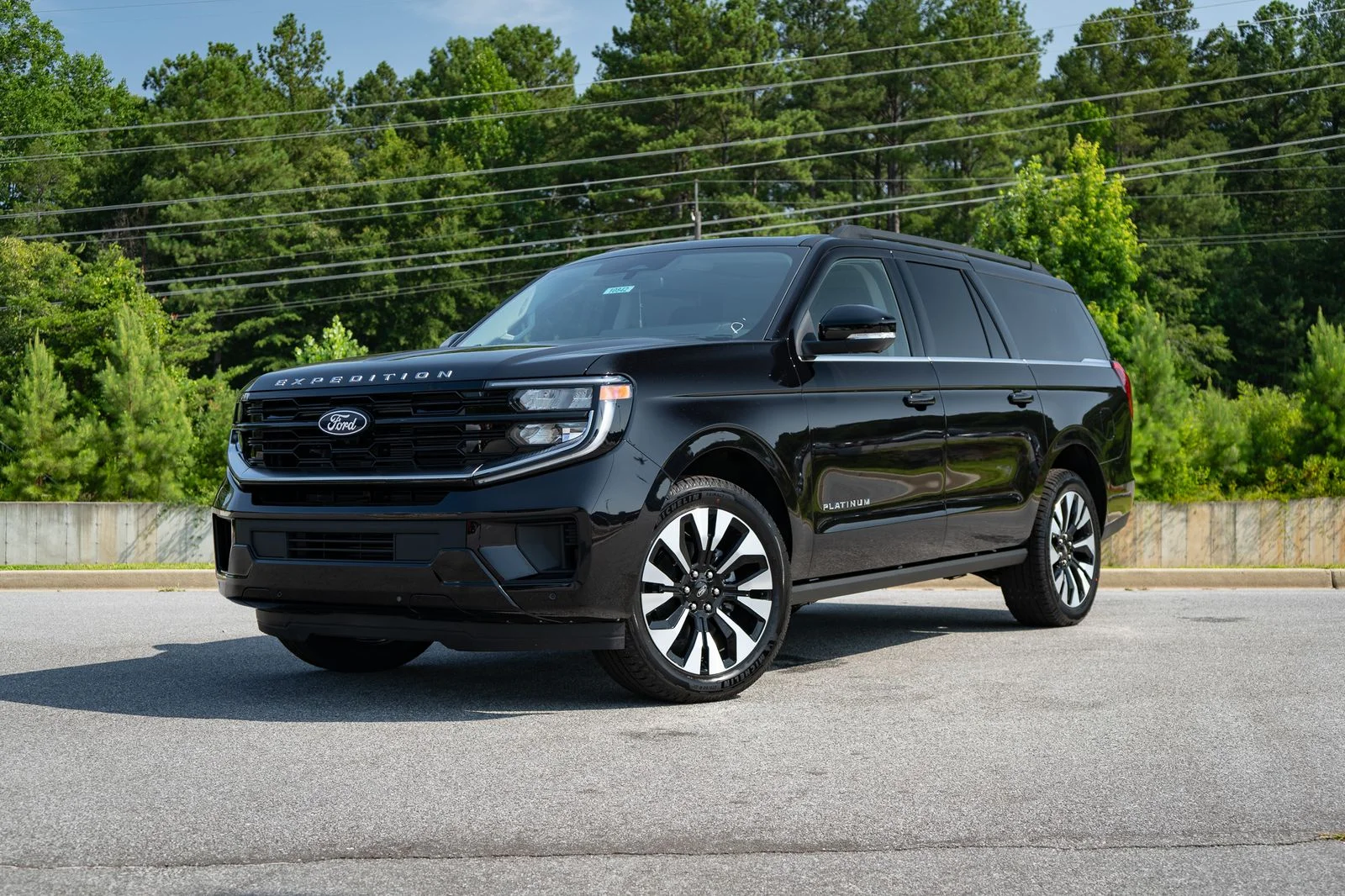 New 2027 Black Ford Platinum image 2