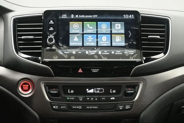 New 2026 Platinum White Pearl Honda RTL image 25