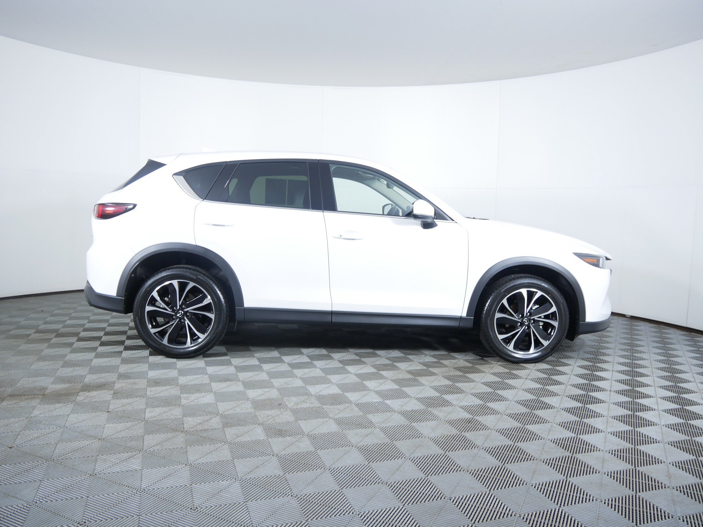 Certified Used 2025 Platinum Quartz Metallic Mazda 2.5 S Preferred Package image 8