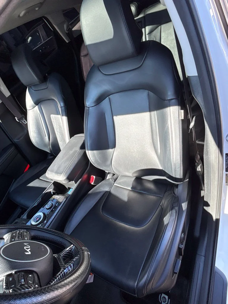 Used 2025 White Kia EX image 12