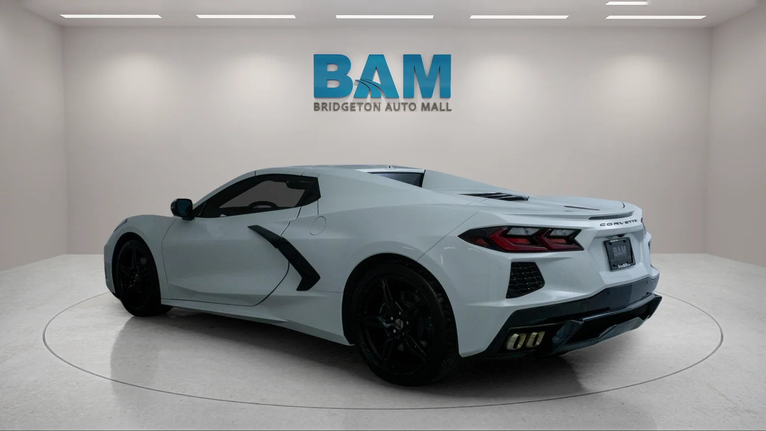 Certified Used 2025 White Chevrolet Stingray image 5