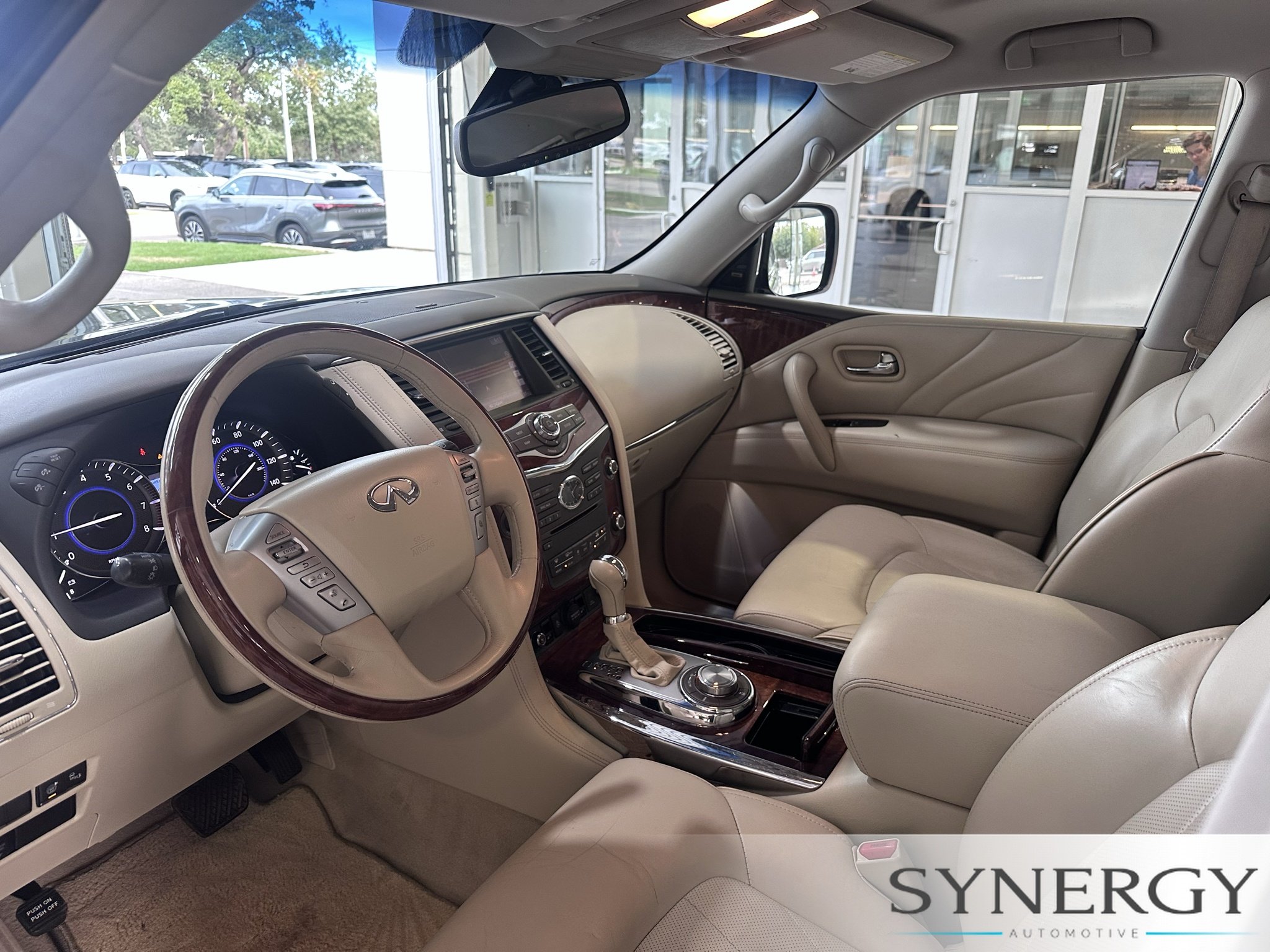 Used 2015 Black Obsidian INFINITI Limited image 25