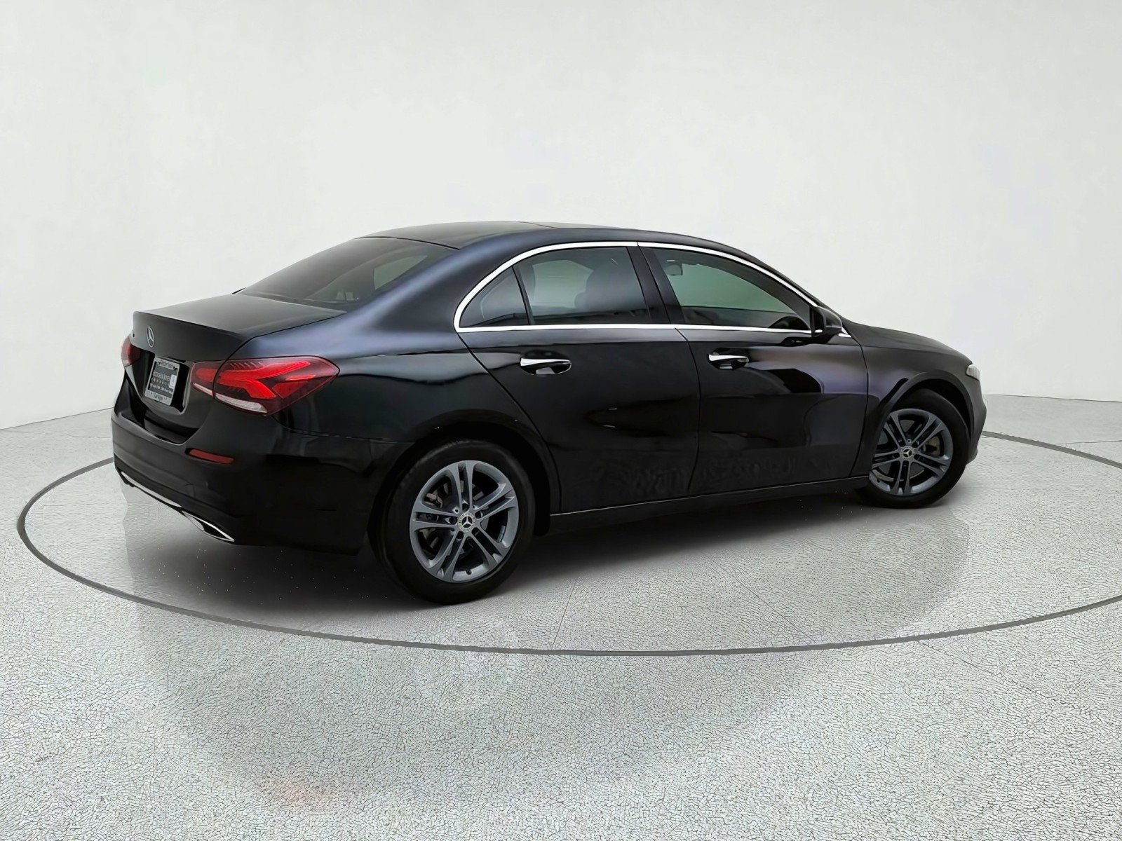 Used 2020 Night Black Mercedes-Benz A 220 image 8