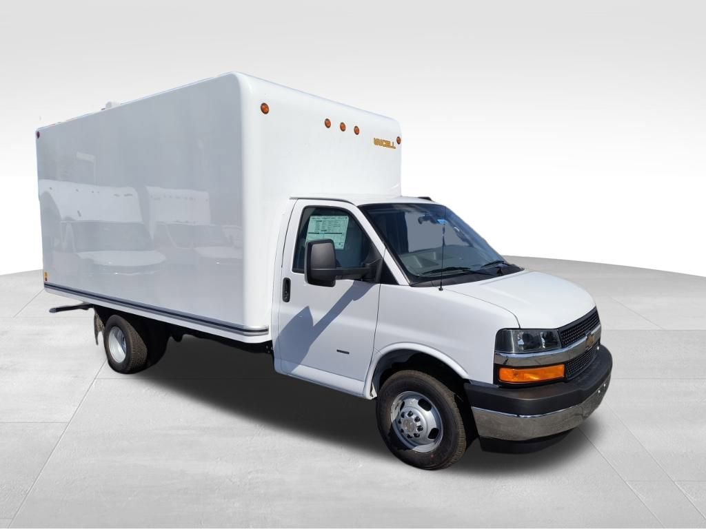 2025 Chevrolet Express 3500 159" WB's photo