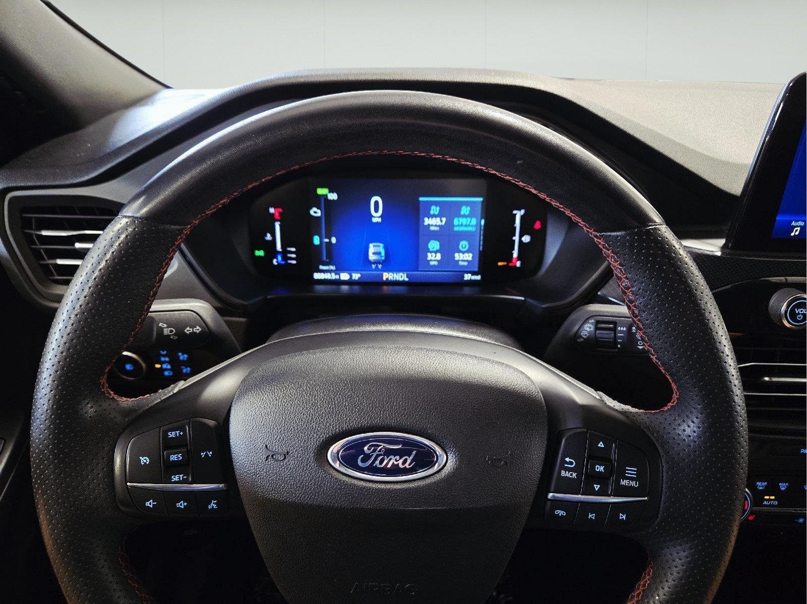 Certified Used 2023 Oxford White Ford ST-Line Select image 15