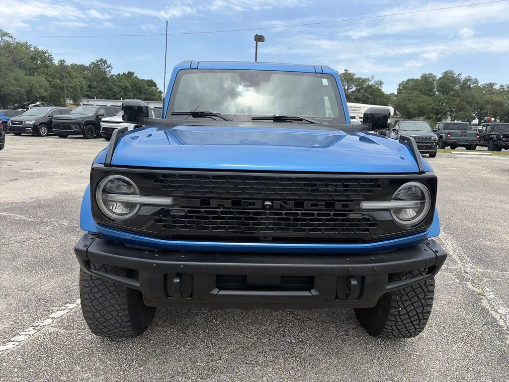 Used 2021 Blue Ford Wildtrak image 9