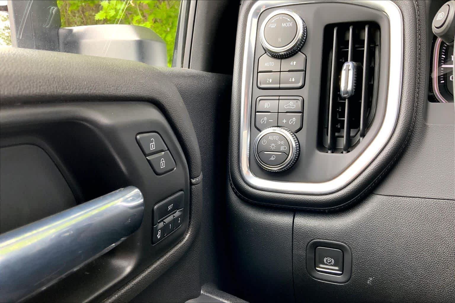 Used 2021 Summit White GMC Denali image 34