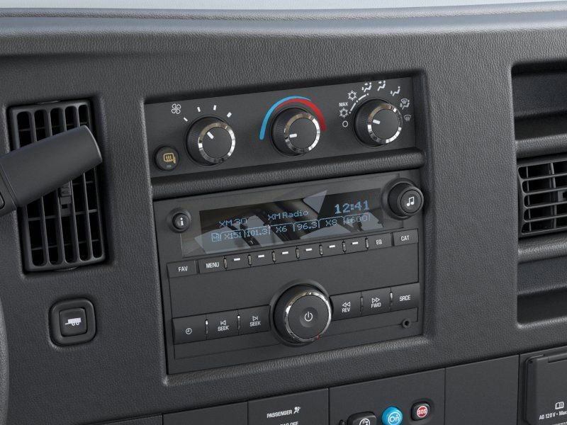 2025 Chevrolet Express Cargo Work Van - Photo 20