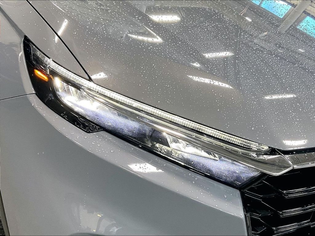 Used 2024  Honda EX-L image 32
