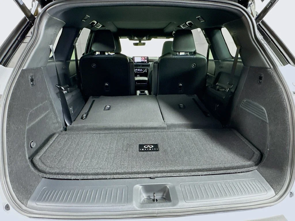 Certified Used 2027 Black INFINITI SPORT image 34
