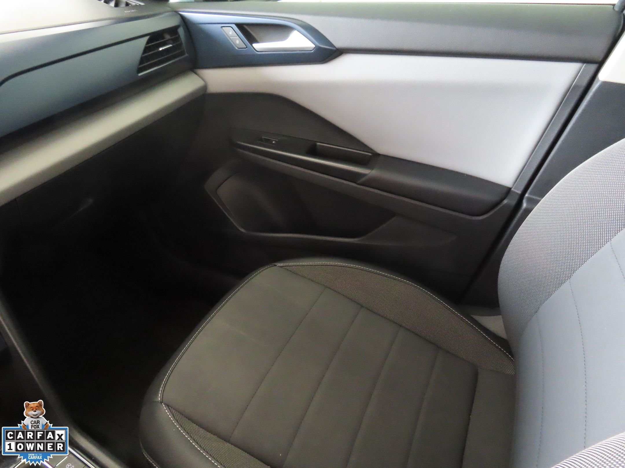 Certified Used 2023 Gray Volkswagen 1.5T SE image 20