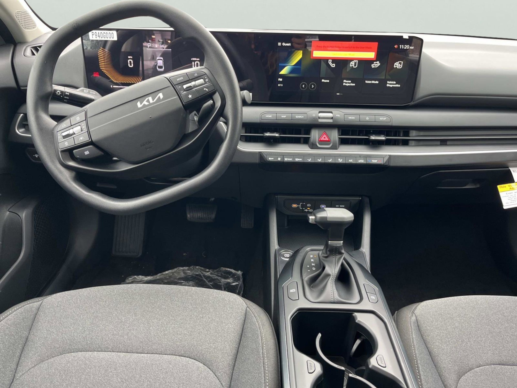 New 2025 Snow White Pearl Kia LXS image 12