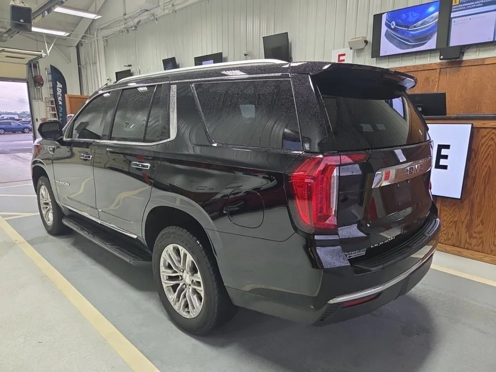 Used 2023 Black GMC SLT image 4