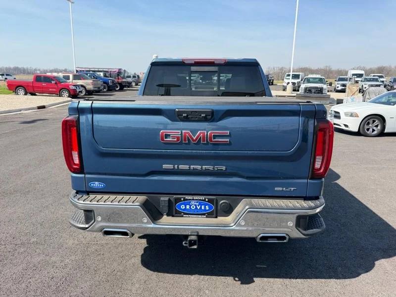 Certified Used 2024 Metallic GMC SLT image 6