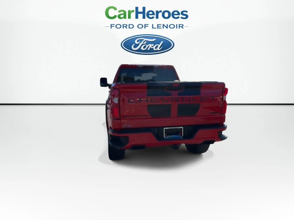 Used 2020 Red Chevrolet RST image 7