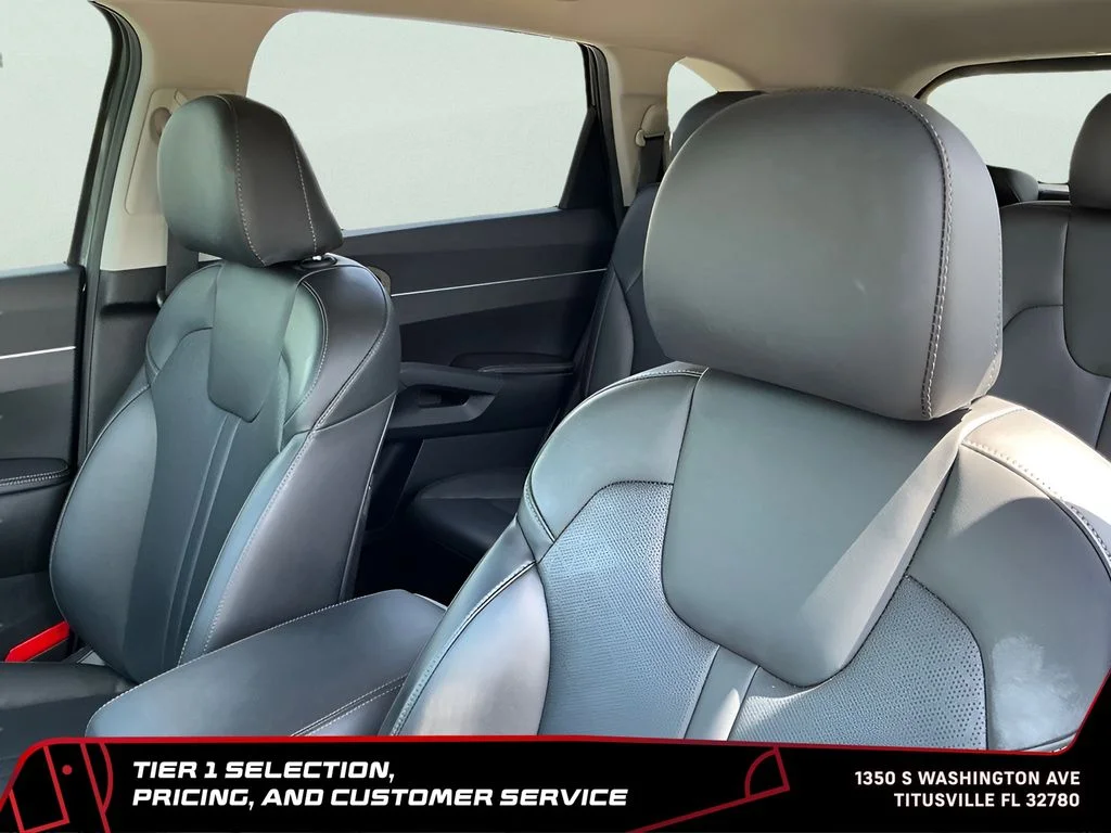 Used 2022 Gray Kia EX image 21