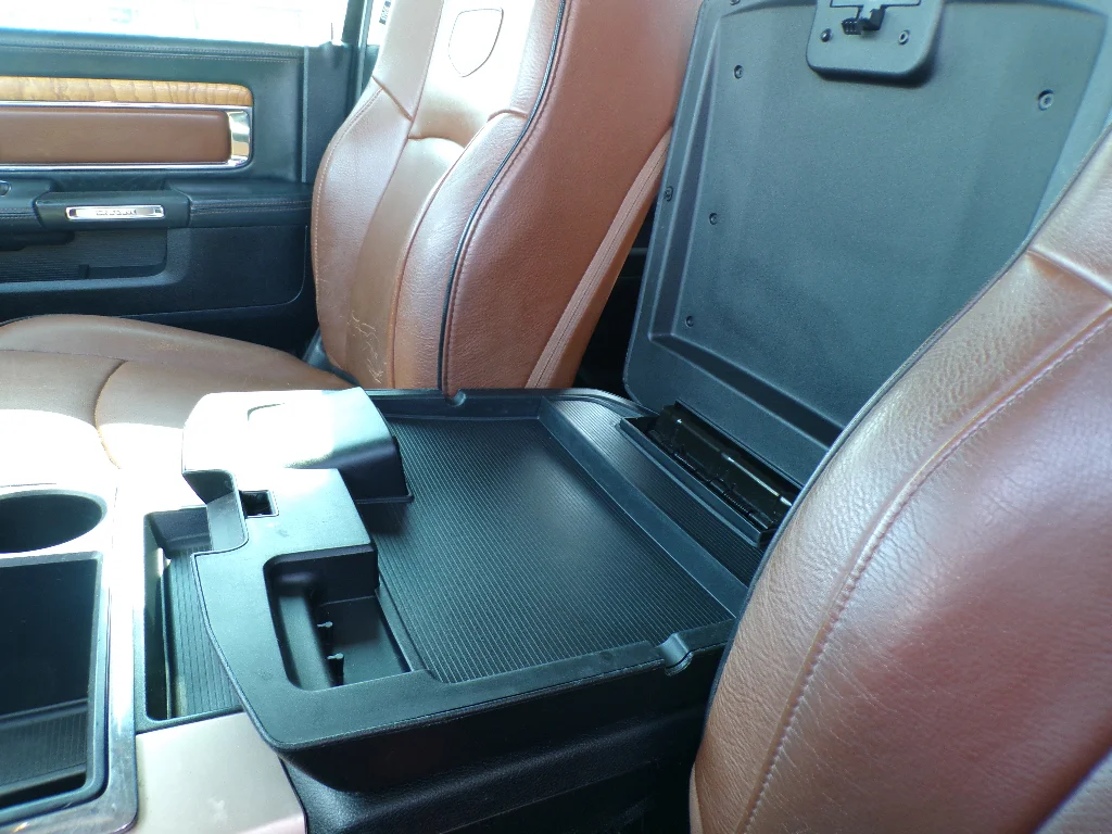Used 2013 Black Gold Pearlcoat Ram Laramie Longhorn image 35