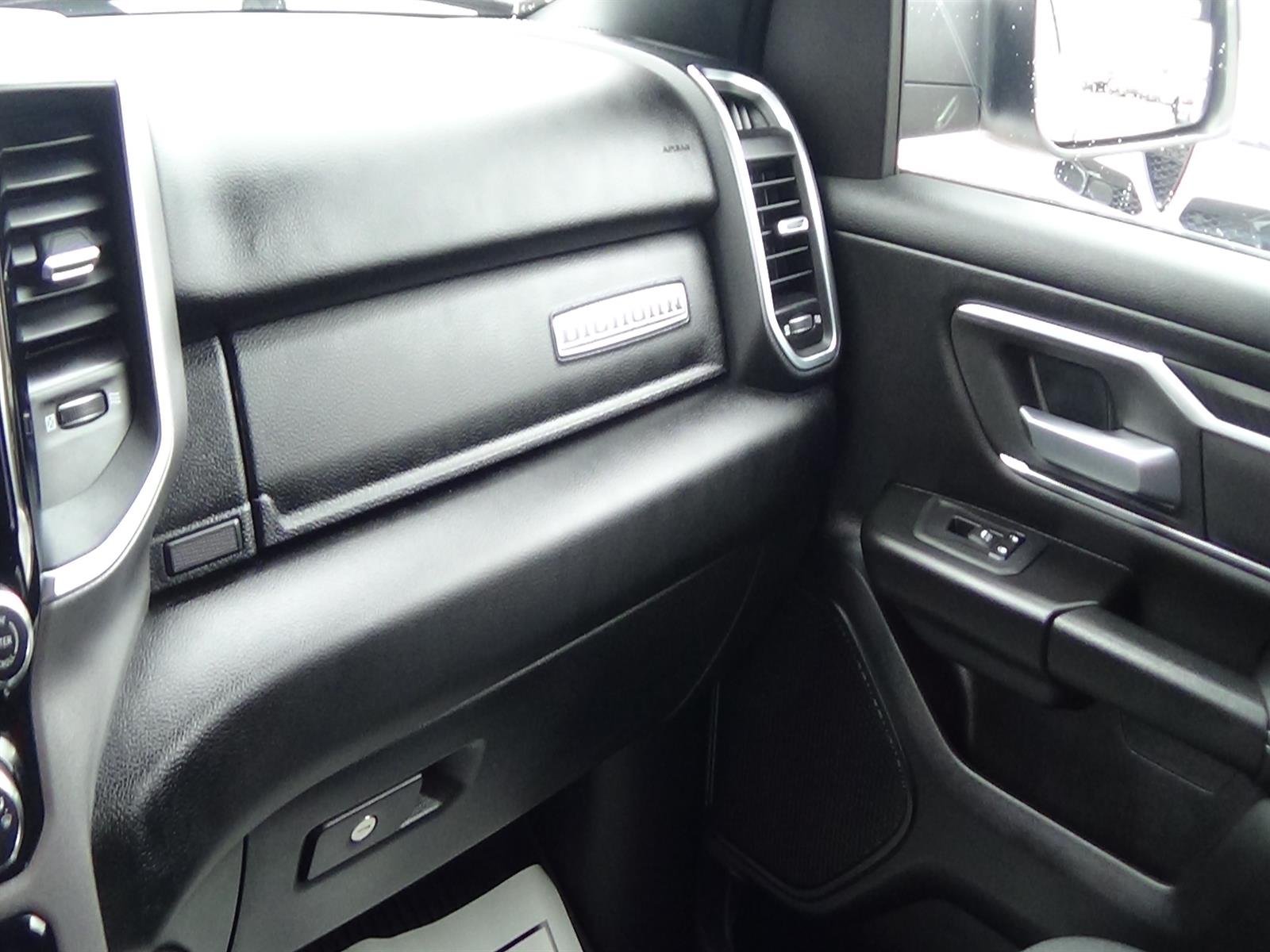 Used 2025 Bright White Clear Coat (pw7) RAM Big Horn image 36