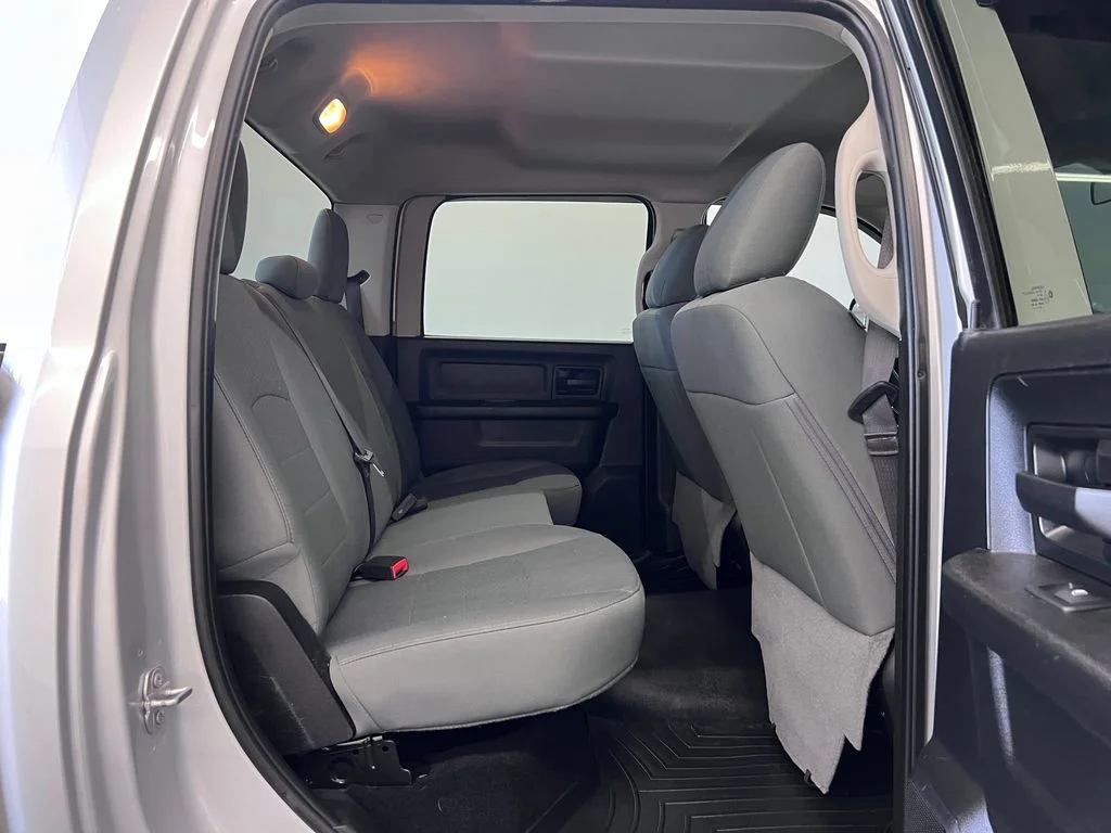Used 2018 Bright Silver Metallic Clearcoat Ram Tradesman image 27