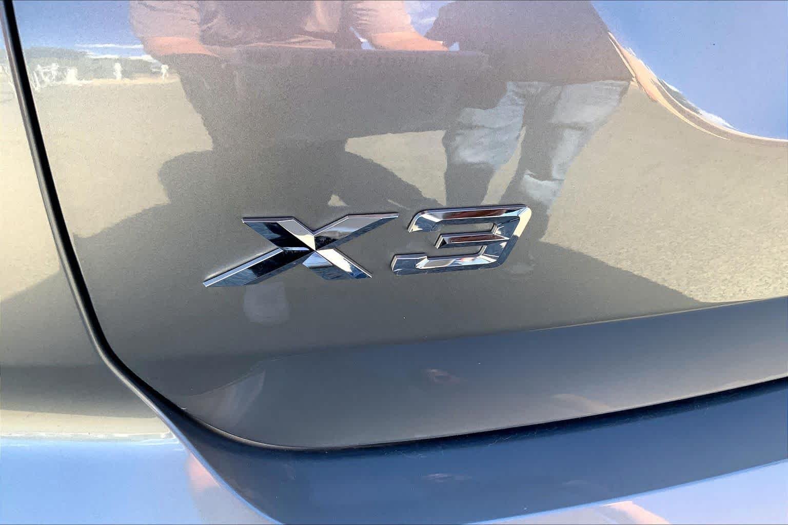 Used 2024 Skyscraper Grey Metallic BMW xDrive30i image 30