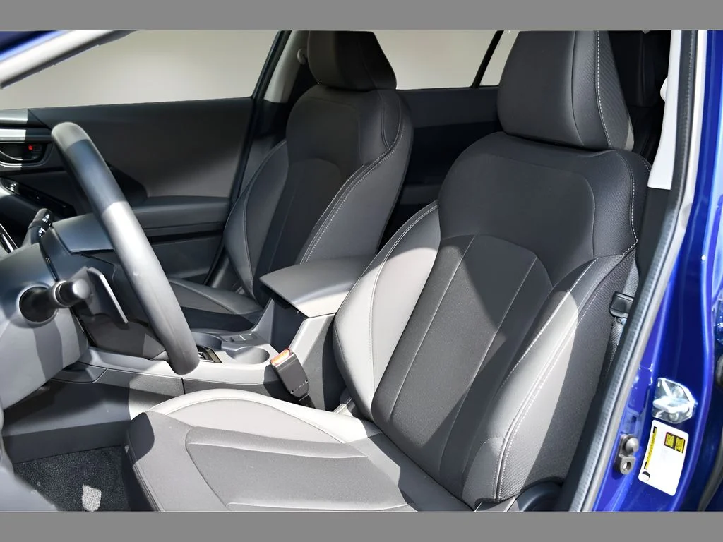 Used 2026 Sapphire Blue Pearl Subaru Premium image 14