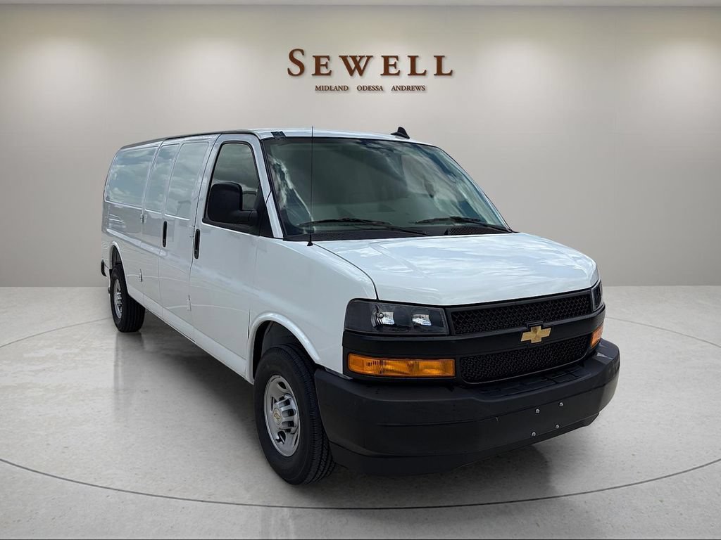 2026 Chevrolet Express Cargo Work Van - Photo 6