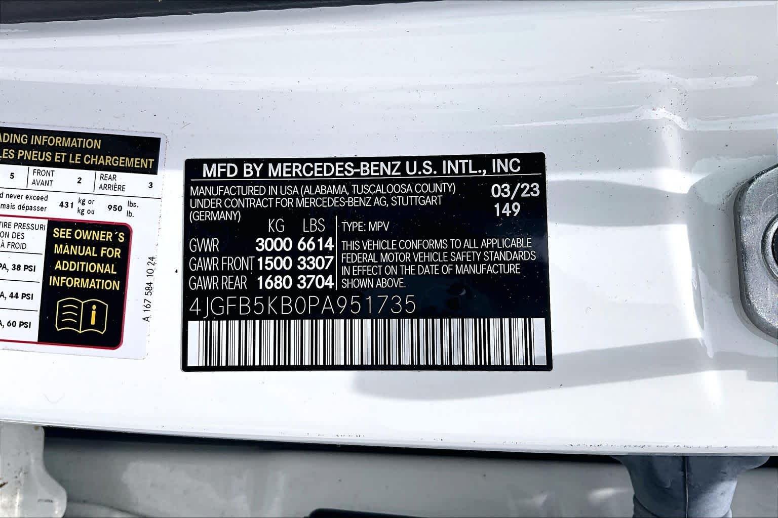 Used 2023 Polar White Mercedes-Benz GLE 450 image 32