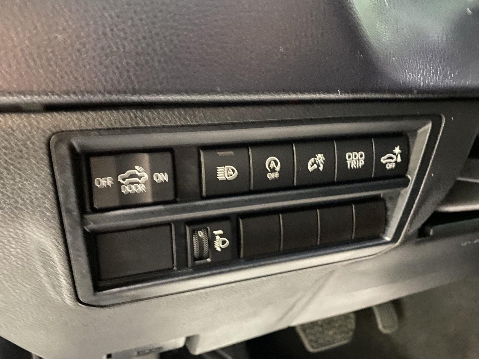 Used 2023 Midnight Black Metallic Toyota SR5 image 18