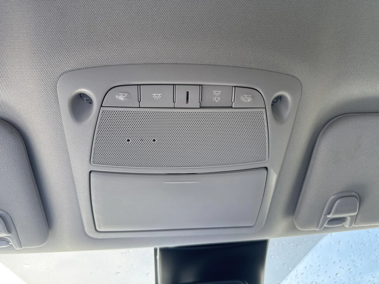 Used 2024 White Nissan SV FWD image 26