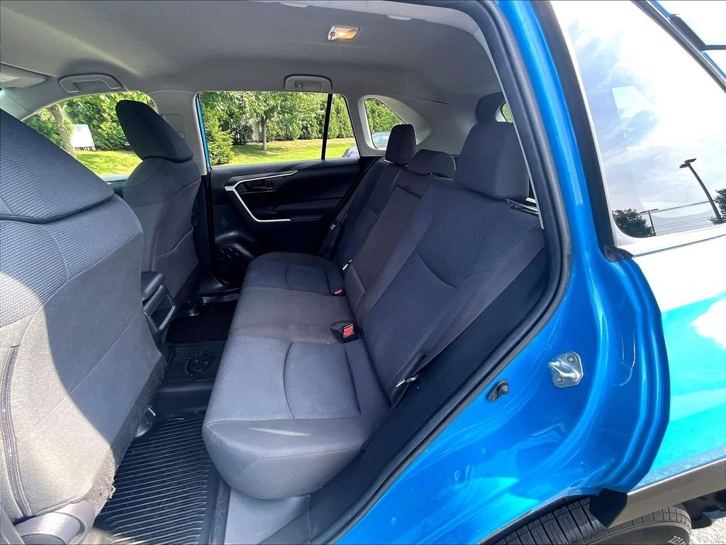 Used 2019 Blue Toyota LE image 15