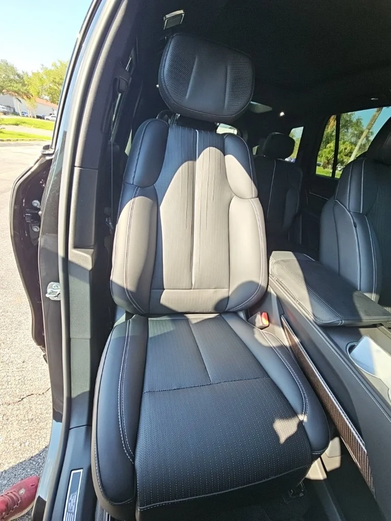 Used 2027 Black Cadillac Luxury image 22