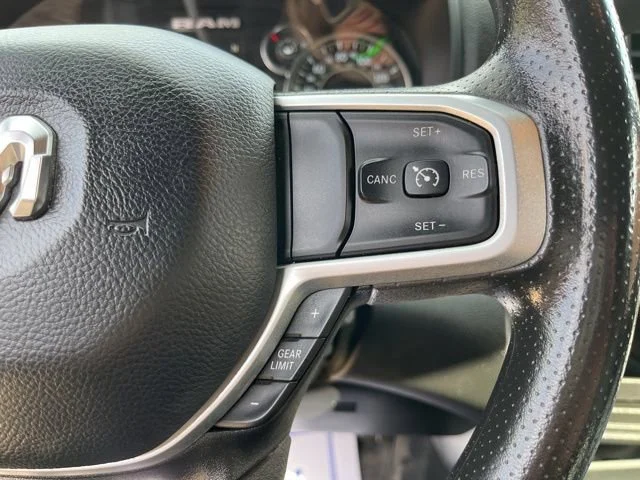 2024 RAM Ram 3500 Chassis Cab SLT - Photo 31
