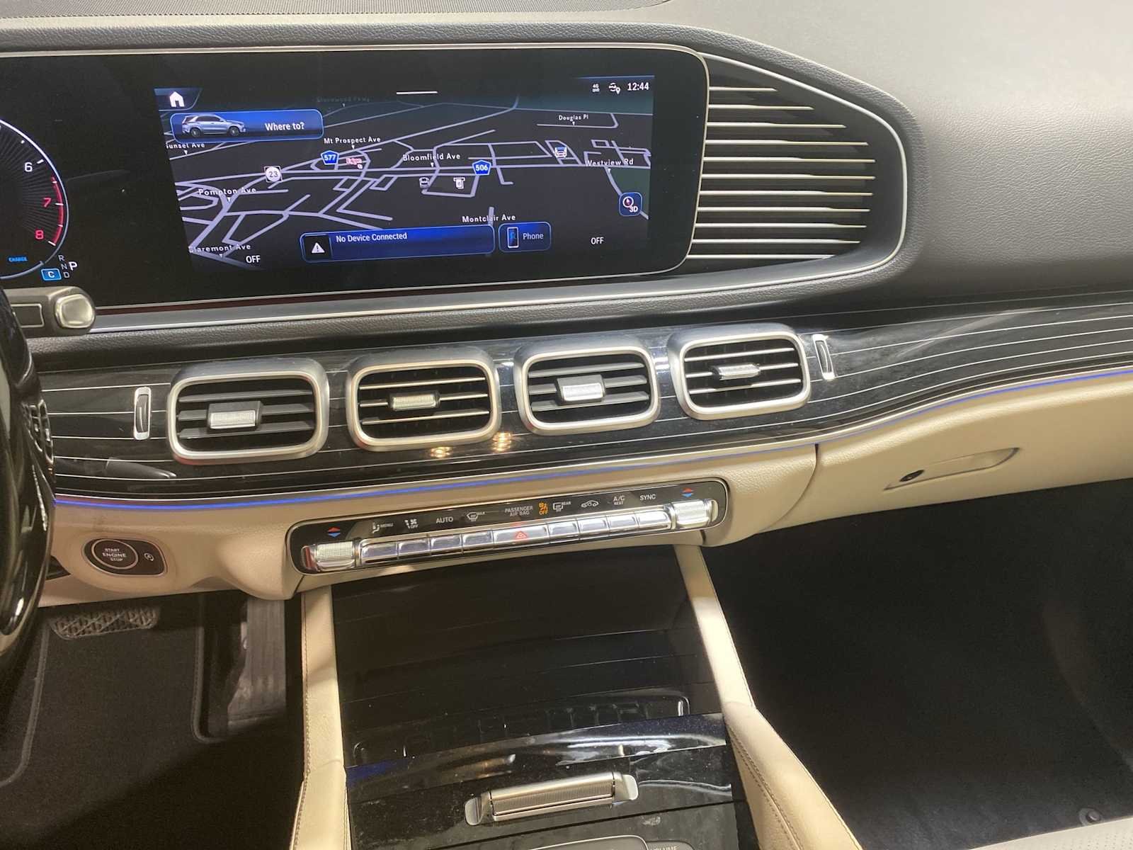 Used 2024 Obsidian Black Metallic Mercedes-Benz GLE 350 image 16