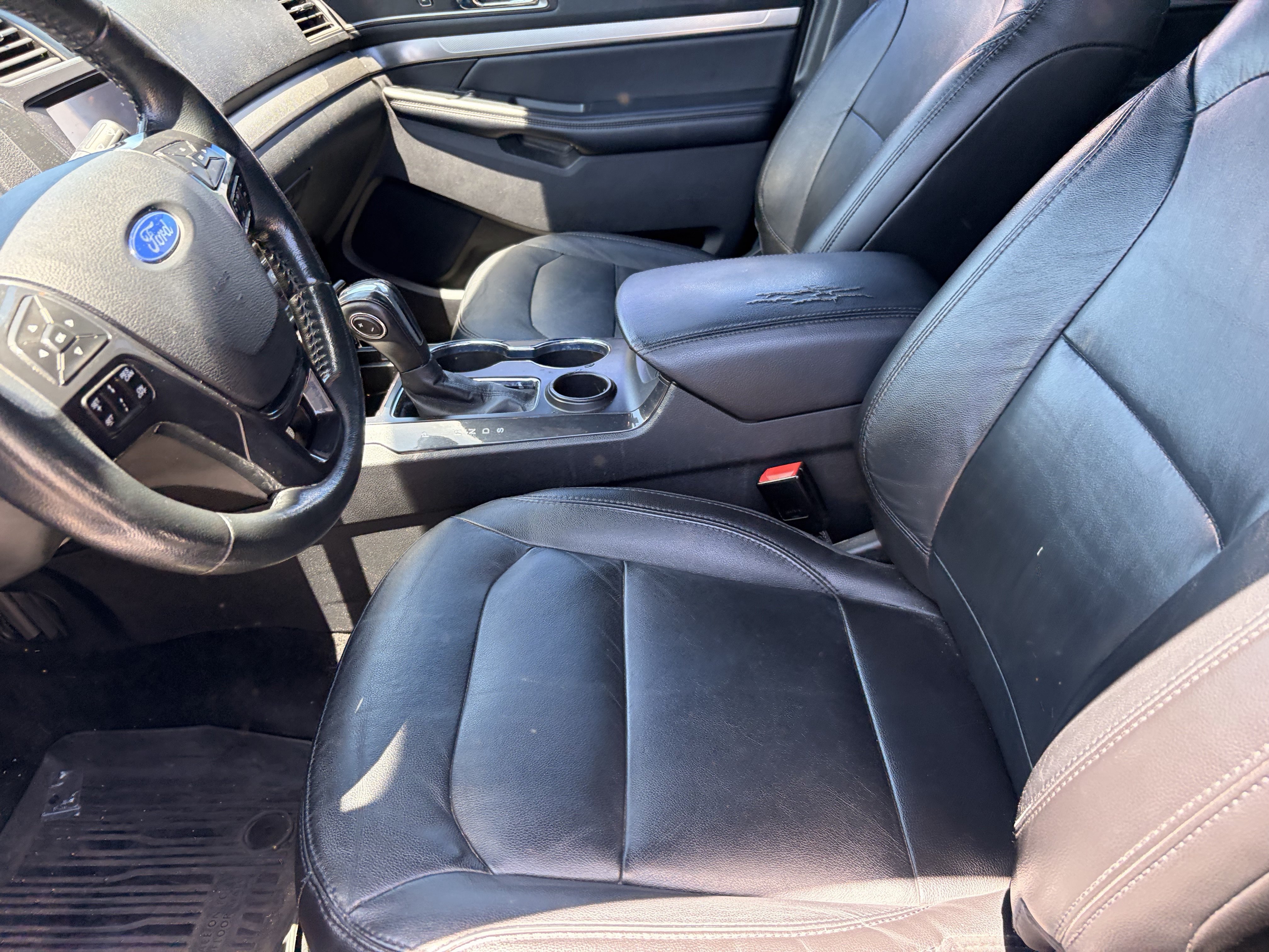 Used 2018 Ingot Silver Ford XLT image 9