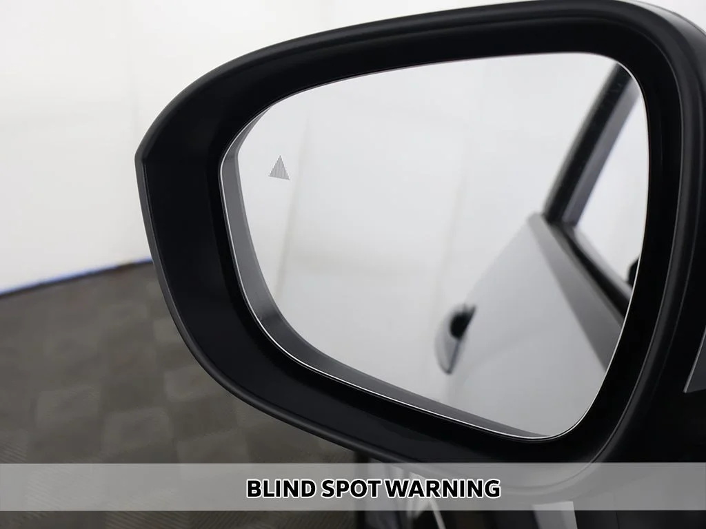 Used 2023 Silver Nissan SV image 4