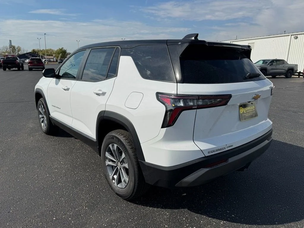 New 2026 Summit White Chevrolet LT image 3